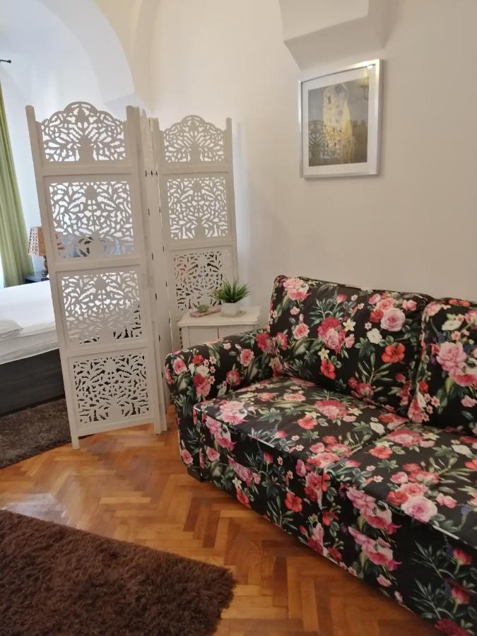 Christa Central 1 Sibiu Dış mekan fotoğraf